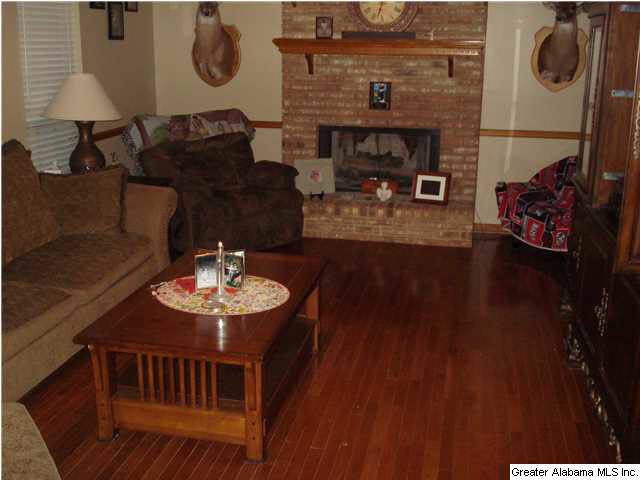 1237 4th Way Pleasant Grove, AL 35127 - Photo 2 of 8