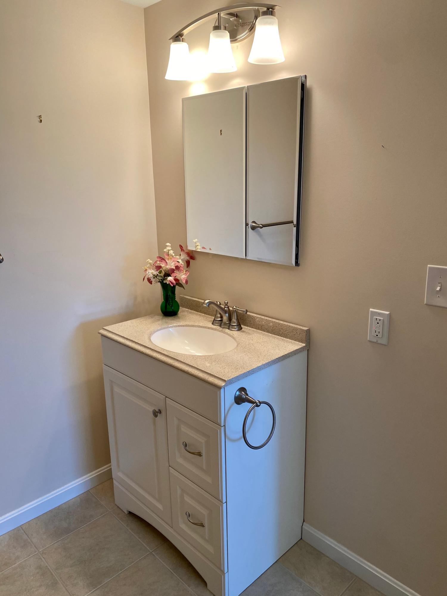 15 Ridgefield Drive, Unit 53 Gorham, ME 04038 - Photo 37 of 47 1 (40)