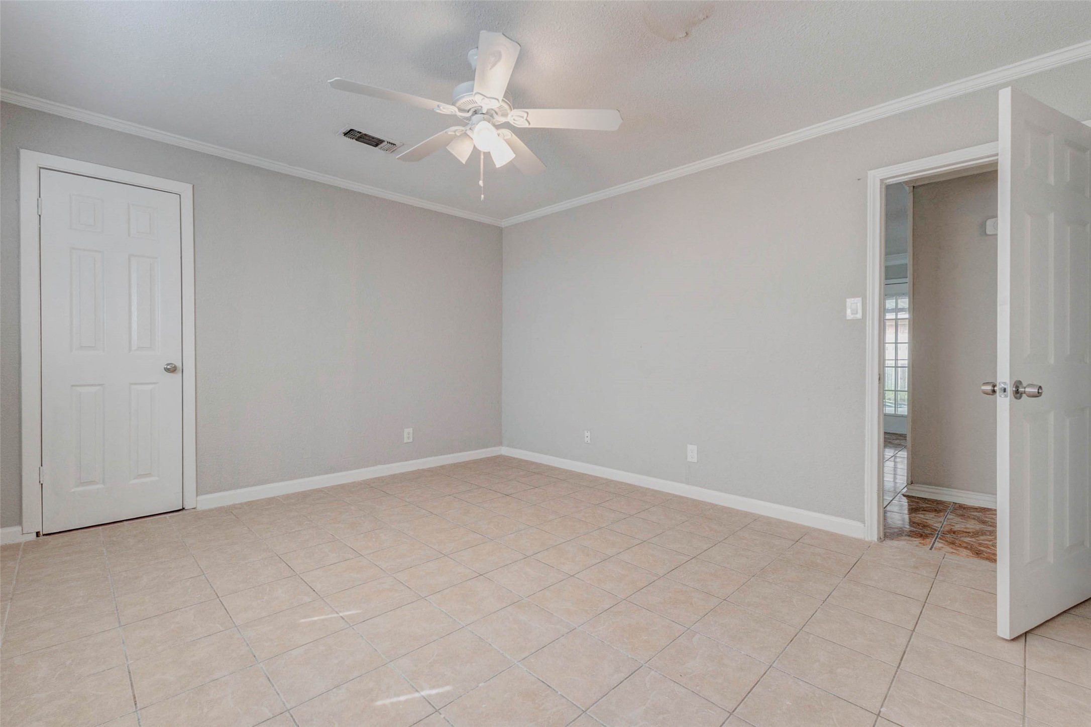 6751 Richwood Road Houston, TX 77087 - Photo 12 of 21
