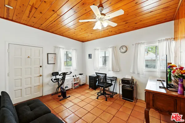 $800,000 | Undisclosed Address, North Hollywood, CA 91606