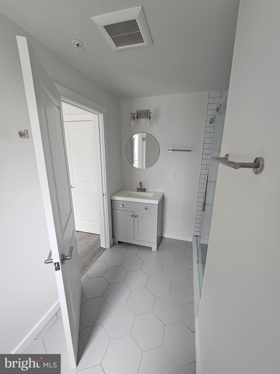 1617-19 Ridge Avenue, Unit B Philadelphia, PA 19130 - Photo 6 of 18