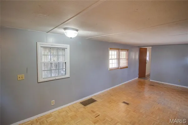 $89,900 | 16867 Highway 67, Jerseyville, IL 62052