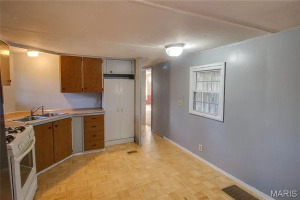 $89,900 | 16867 Highway 67, Jerseyville, IL 62052