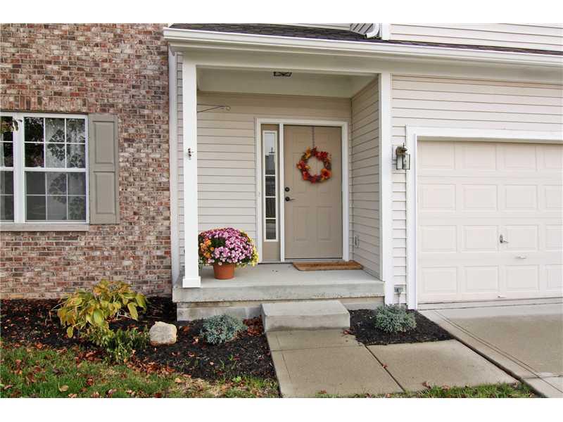 11403 Whitewater Way Fishers, IN 46037 - Photo 2 of 24 Gallery Image 2