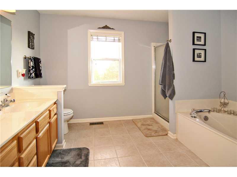 11403 Whitewater Way Fishers, IN 46037 - Photo 14 of 24 Gallery Image 14