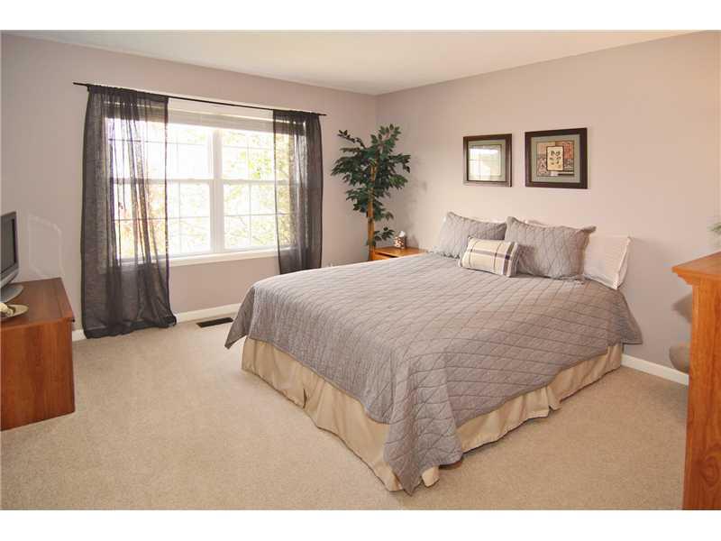 11403 Whitewater Way Fishers, IN 46037 - Photo 15 of 24 Gallery Image 15