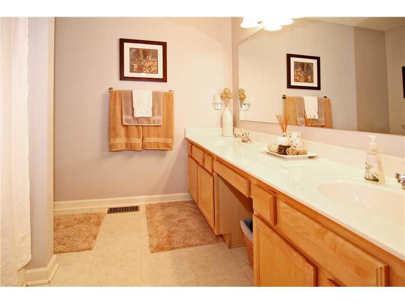 11403 Whitewater Way Fishers, IN 46037 - Photo 18 of 24 Gallery Image 18