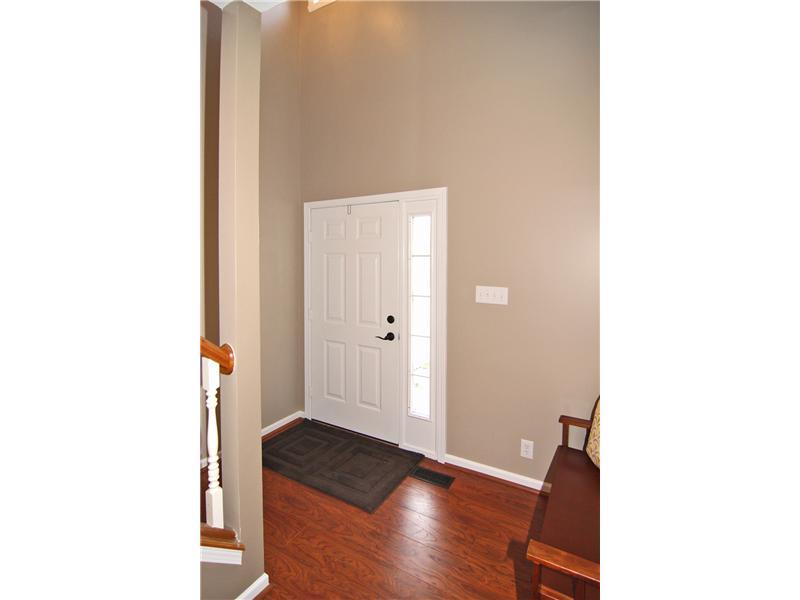 11403 Whitewater Way Fishers, IN 46037 - Photo 3 of 24 Gallery Image 3