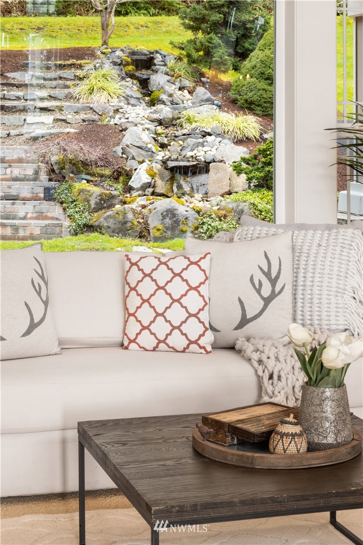 8707 West Snoqualmie Valley Road Northeast Carnation, WA 98014 - Photo 21 of 39 a view of water view