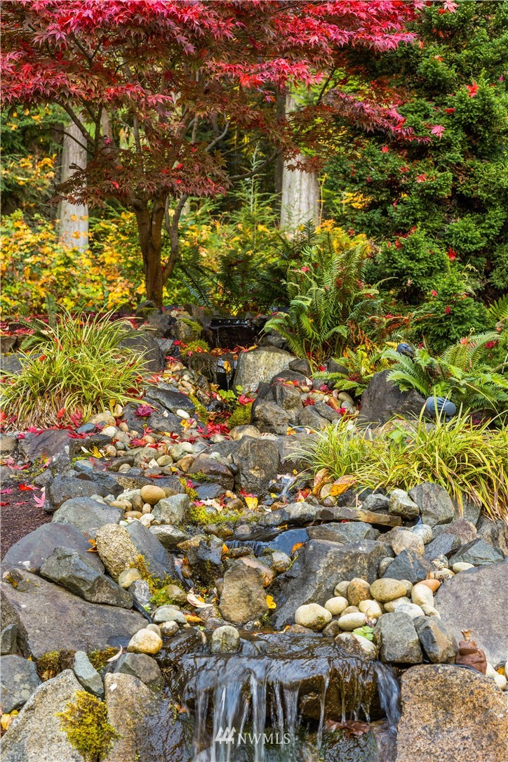 8707 West Snoqualmie Valley Road Northeast Carnation, WA 98014 - Photo 8 of 39