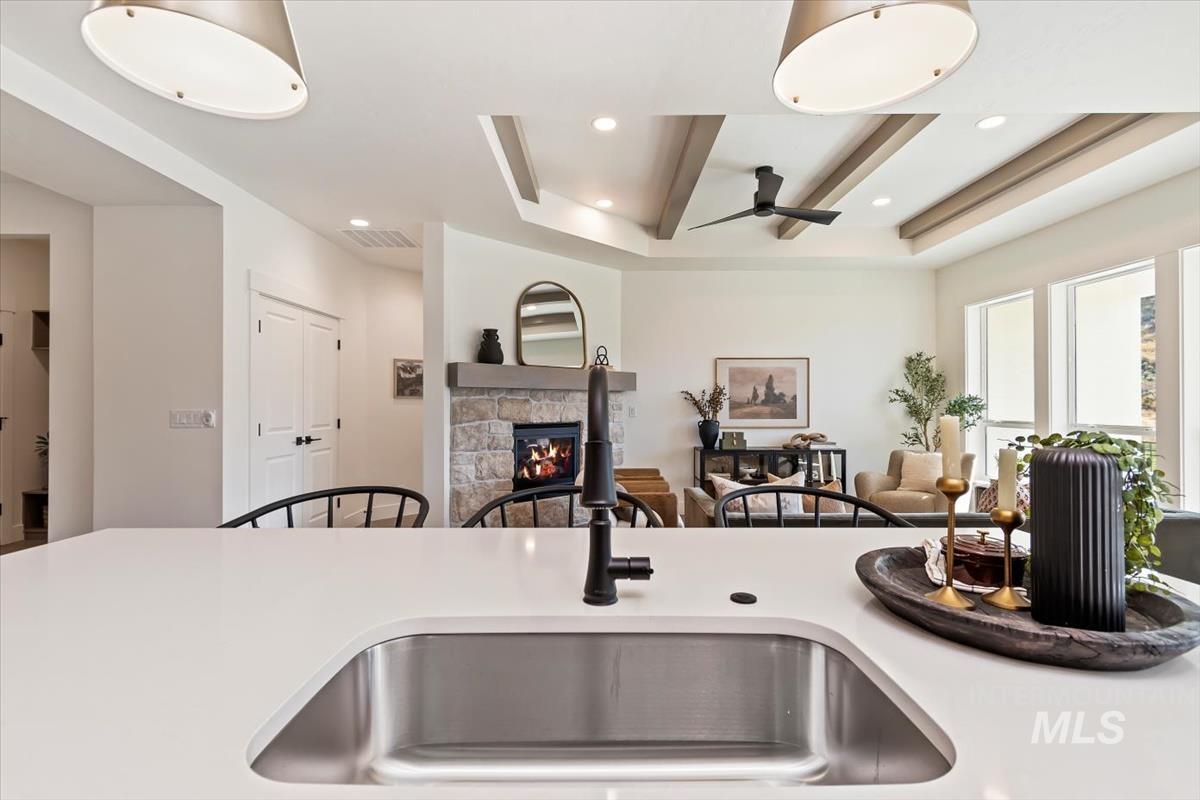 6312 One Tree Place Eagle, ID 83714 - Photo 11 of 41