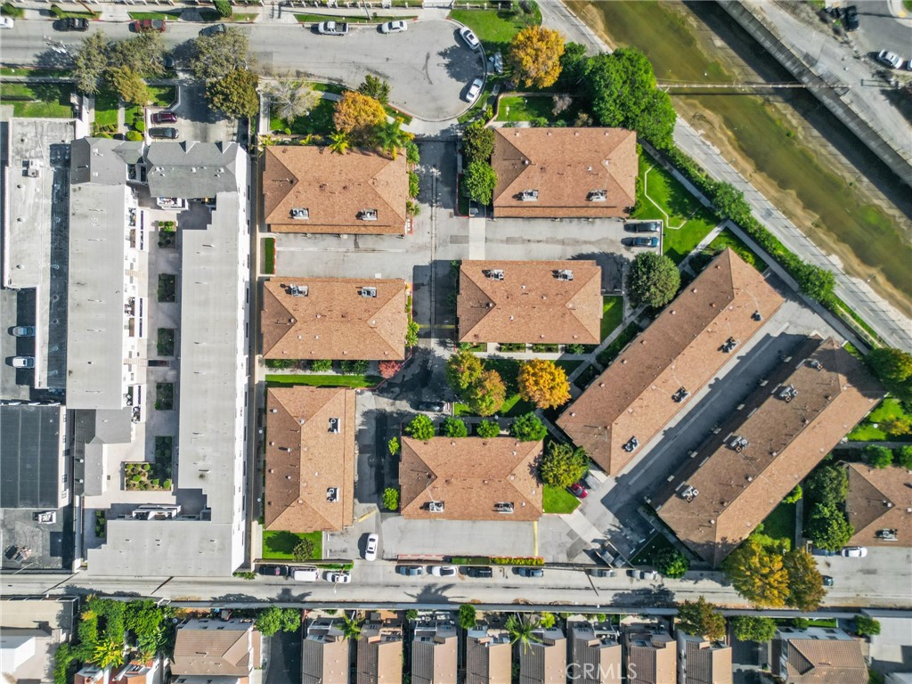 14429 Chardon Avenue, Unit 41 Hawthorne, CA 90250 - Photo 24 of 27 an aerial view of residential houses with outdoor space