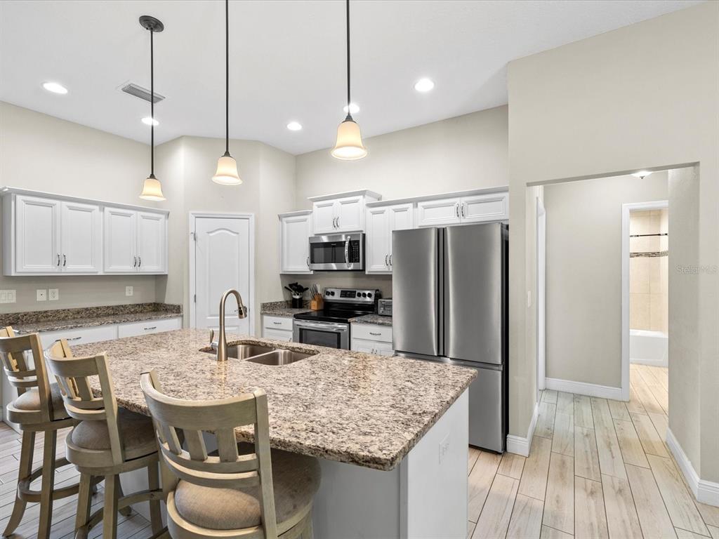 9027 Mavis Road Weeki Wachee, FL 34613 - Photo 6 of 42