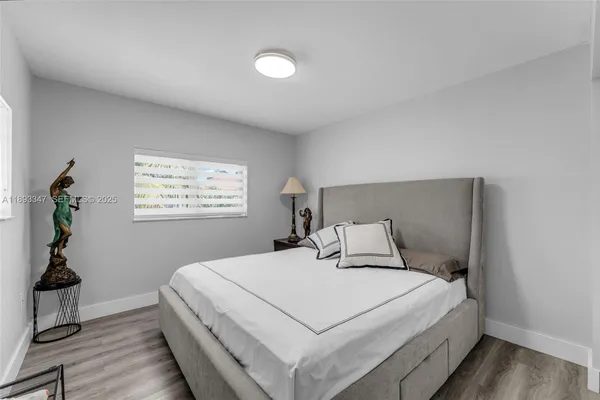 $1,300,000 | 3121 Southwest 151st Court, Miami, FL 33185