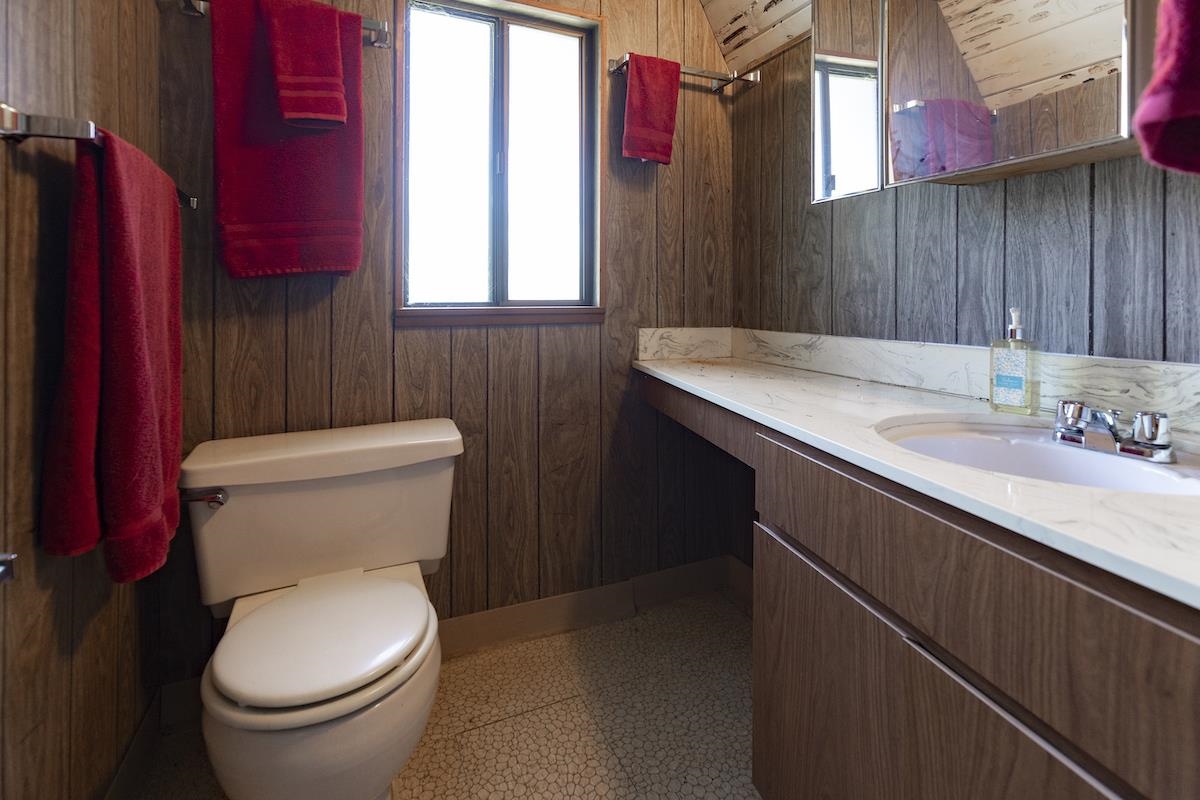 2072 Serene Road Soda Springs, CA 95728 - Photo 16 of 21 Gallery Image 16
