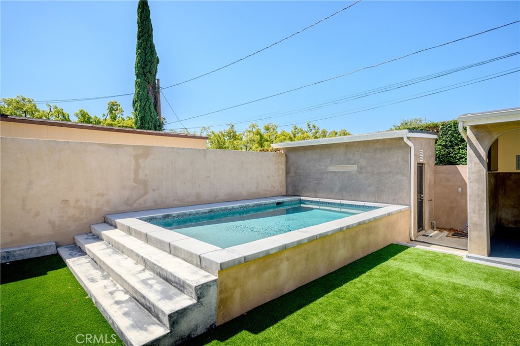 2040 West Kenneth Road Glendale, CA 91201 - Photo 49 of 64