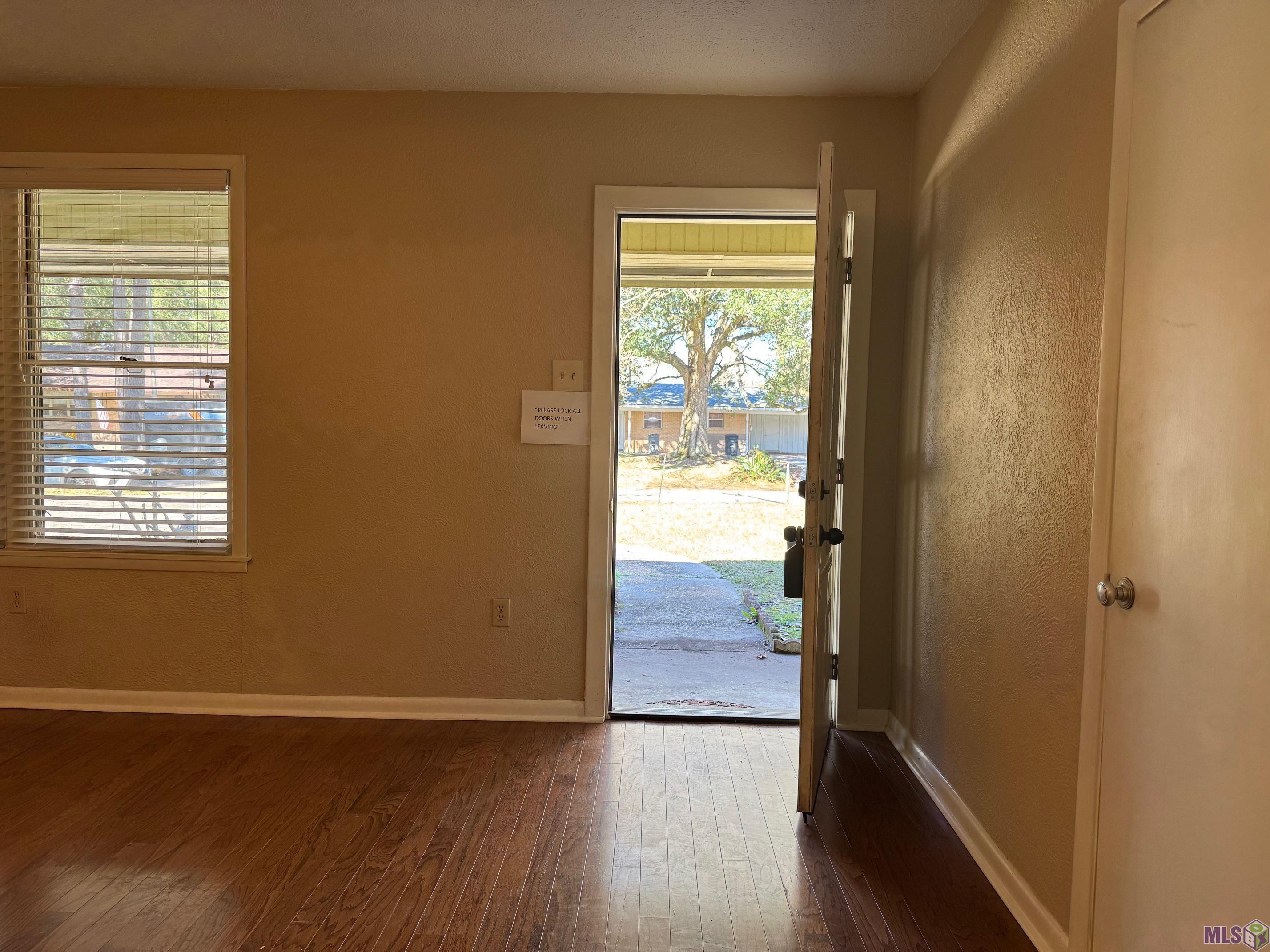 9384 South Riveroaks Drive Baton Rouge, LA 70815 - Photo 3 of 3
