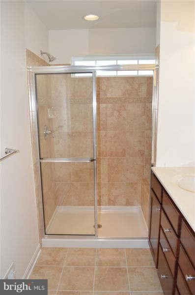 623 Twin Birch Road Hanover, MD 21076 - Photo 16 of 30 Bath (Master)