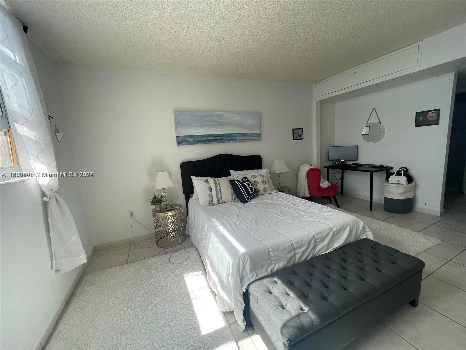 9273 Collins Avenue, Unit 811 Surfside, FL 33154 - Photo 10 of 25
