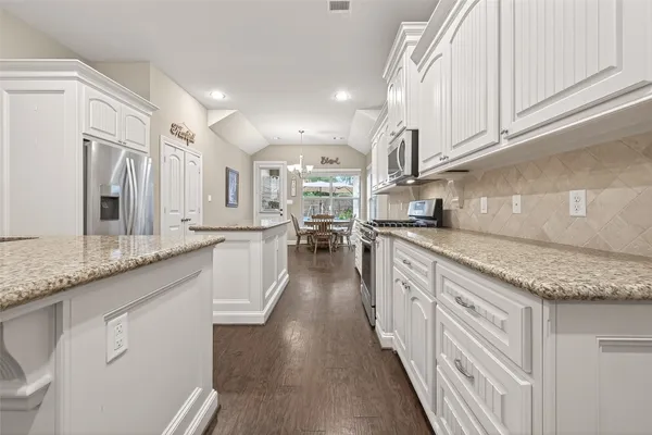 $449,500 | 112 Timberside Drive, Conroe, TX 77304