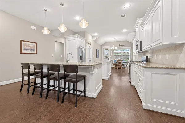 $449,500 | 112 Timberside Drive, Conroe, TX 77304