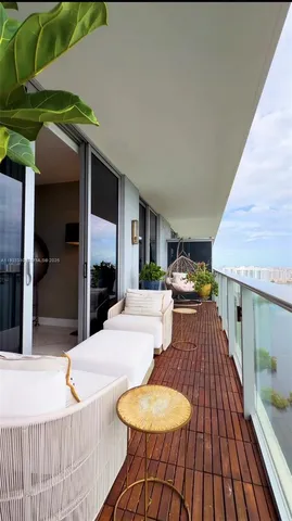 $1,680,000 | 16385 Biscayne Boulevard, Unit 30183017, North Miami Beach, FL 33160