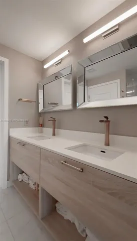 $1,680,000 | 16385 Biscayne Boulevard, Unit 30183017, North Miami Beach, FL 33160