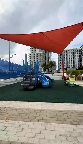 $1,680,000 | 16385 Biscayne Boulevard, Unit 30183017, North Miami Beach, FL 33160