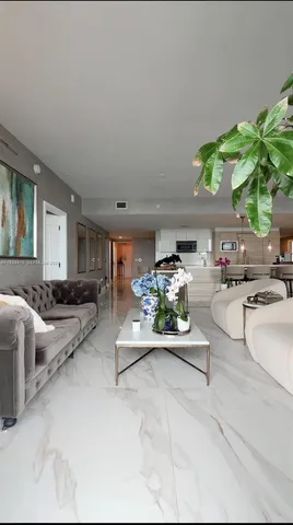 $1,680,000 | 16385 Biscayne Boulevard, Unit 30183017, North Miami Beach, FL 33160