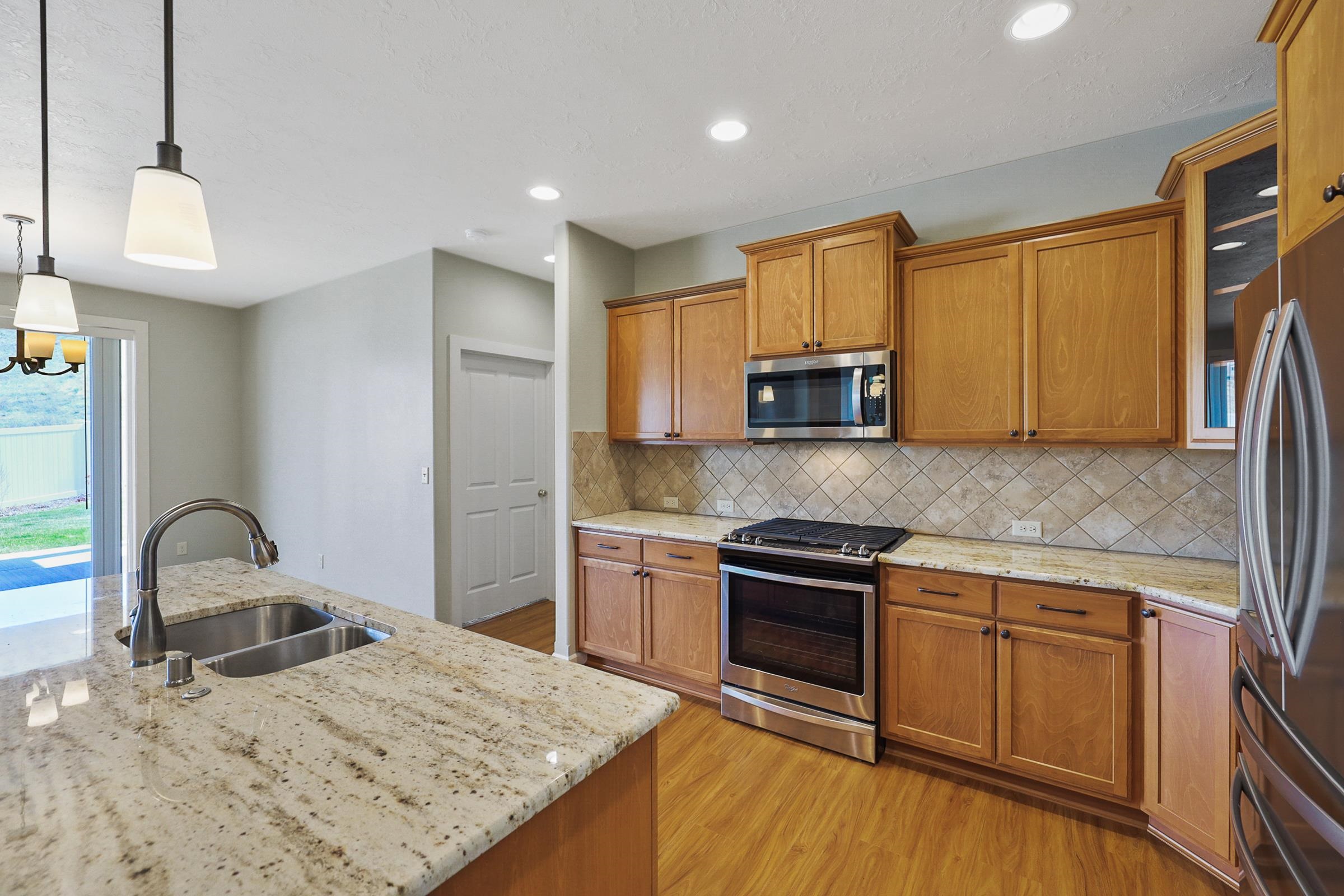 18120 Selkirk Estates Road Greenacres, WA 99016 - Photo 13 of 27 Gallery Image 13