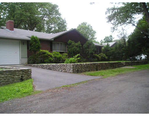 171 Greensboro Road Dedham, MA 02026 - Photo 3 of 5 Gallery Image 3