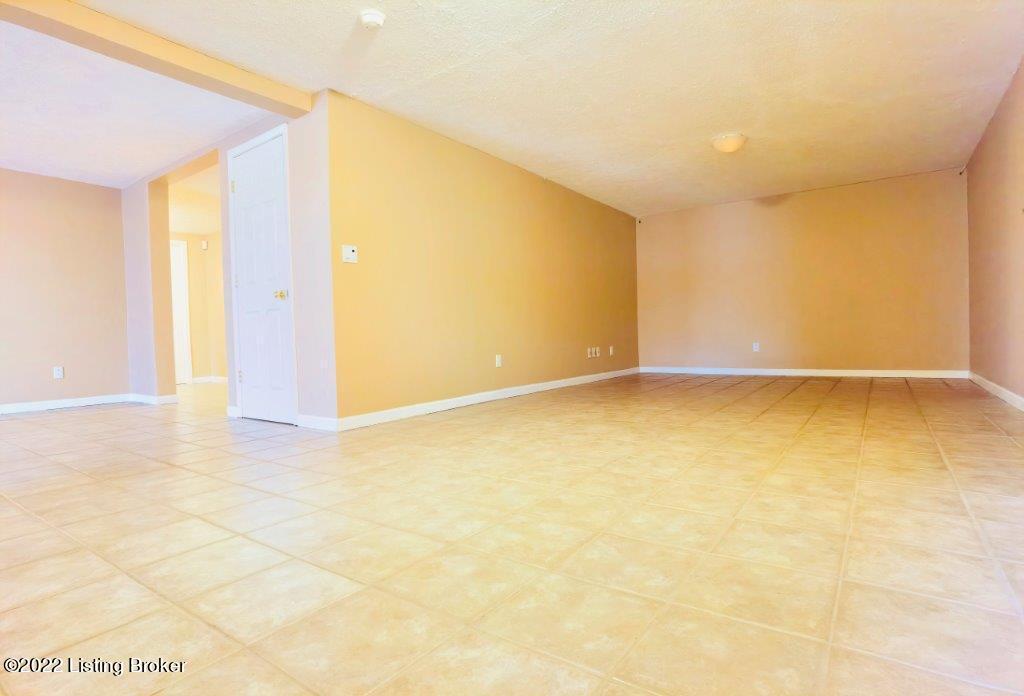 1911 Grand Ridge Road Louisville, KY 40214 - Photo 28 of 43 4. Base4