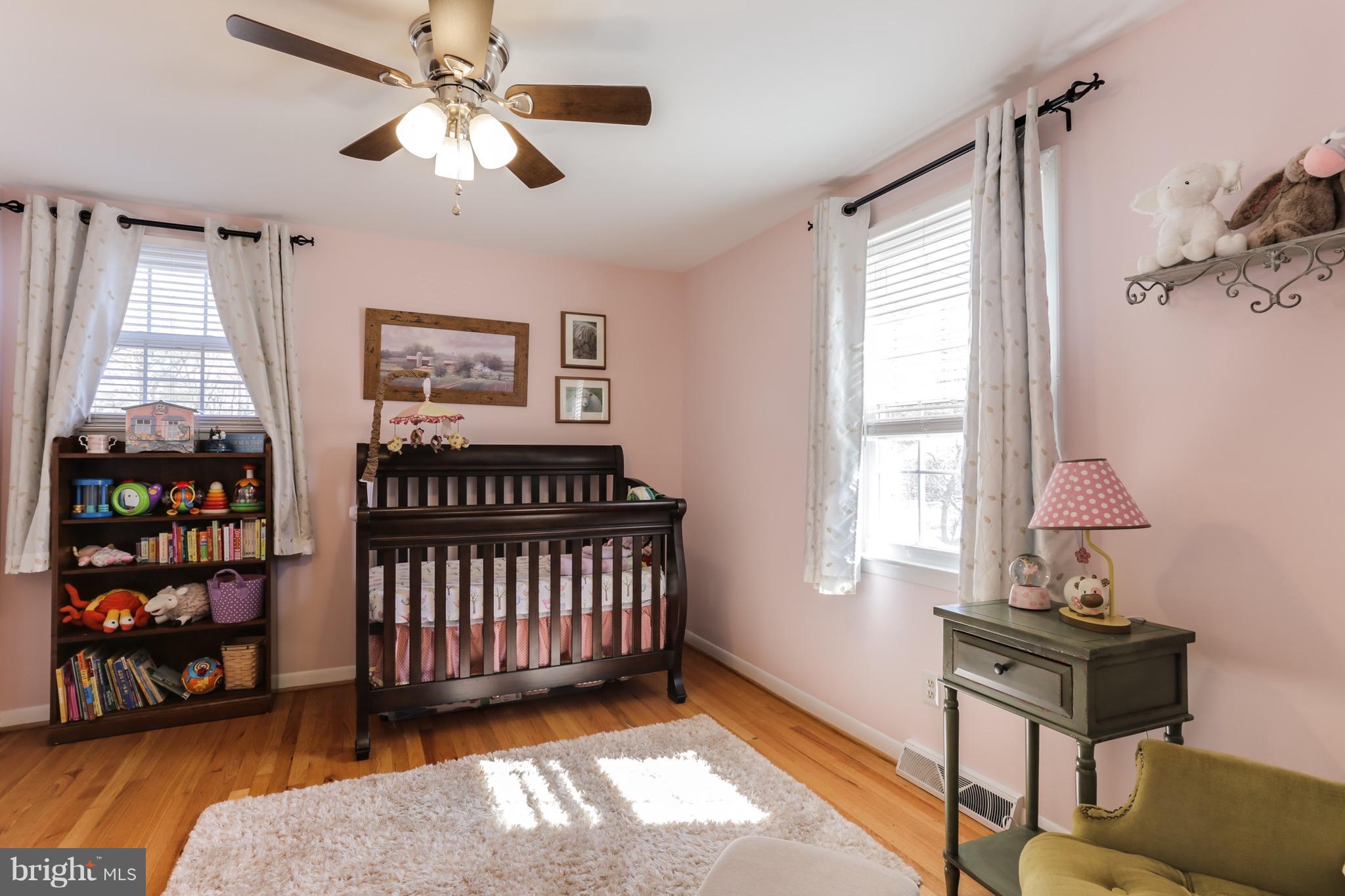 34 Severndale Road Severna Park, MD 21146 - Photo 17 of 30 Bedroom