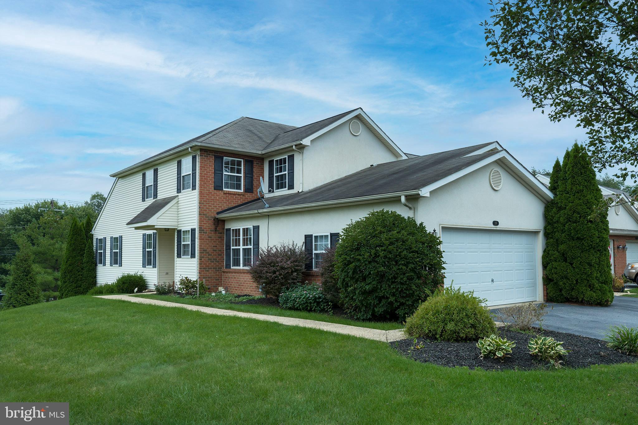 258 White Chapel Road Lancaster, PA 17603 - Photo 1 of 21 Front View