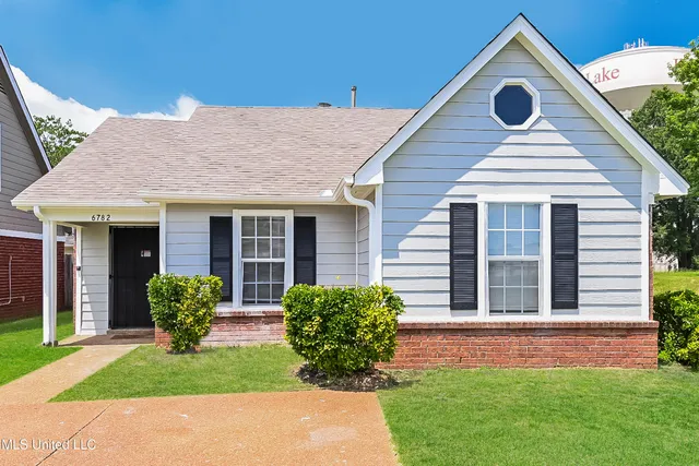 $1,390 | 6782 Kirkland Cove, Horn Lake, MS 38637