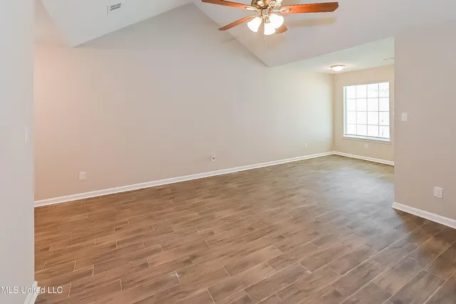 $1,390 | 6782 Kirkland Cove, Horn Lake, MS 38637