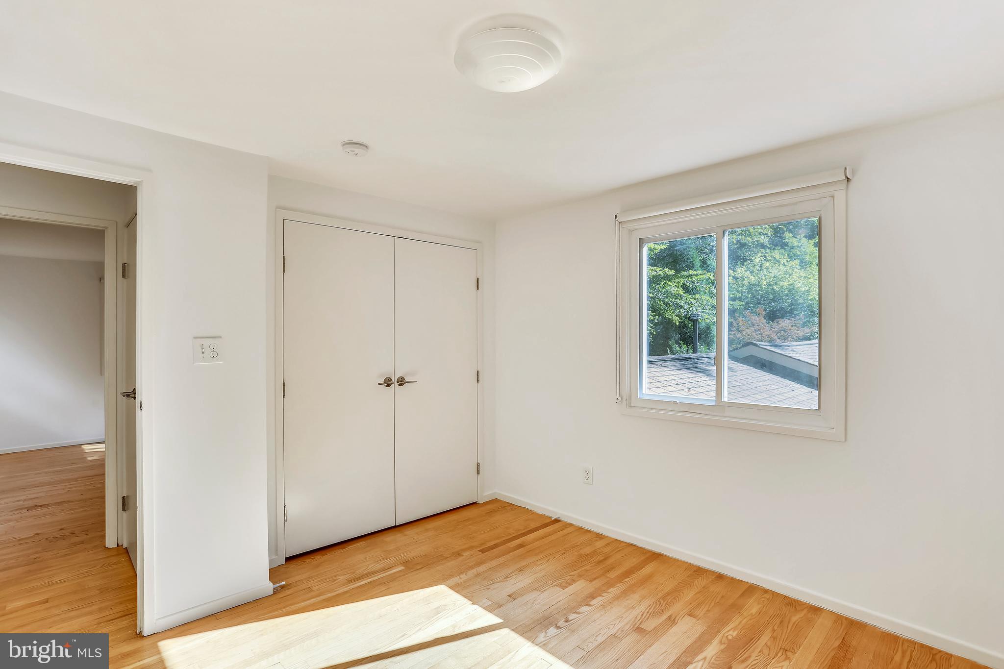 7504 Hamilton Spring Road Bethesda, MD 20817 - Photo 32 of 52