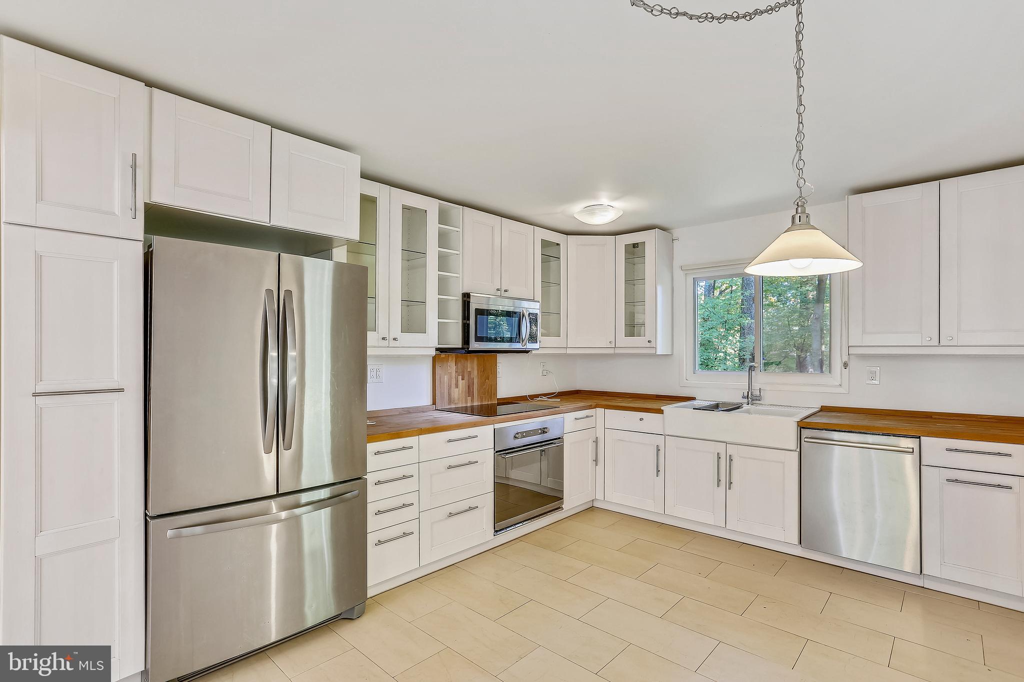 7504 Hamilton Spring Road Bethesda, MD 20817 - Photo 6 of 52 Stunning kitchen
