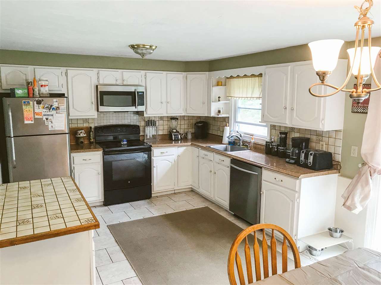 4 Bill Street Derry, NH 03038 - Photo 3 of 24