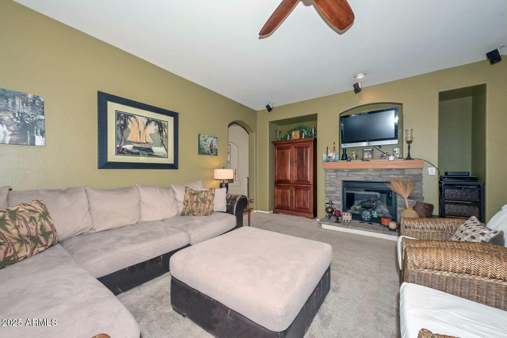 6603 West Harwell Road Laveen, AZ 85339 - Photo 16 of 53 Family Room