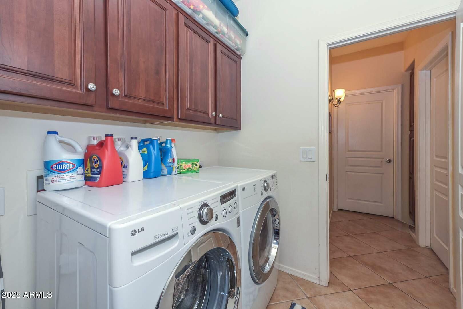 6603 West Harwell Road Laveen, AZ 85339 - Photo 28 of 53 Laundry Room