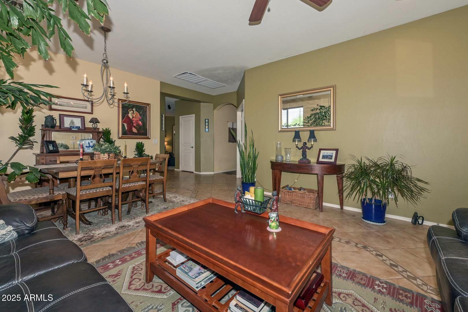 6603 West Harwell Road Laveen, AZ 85339 - Photo 6 of 53 Front Living/Dining