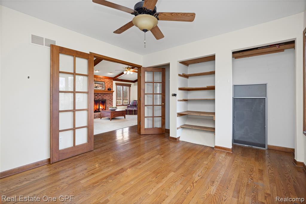 1135 Holmes Road Allenton, MI 48002 - Photo 23 of 59