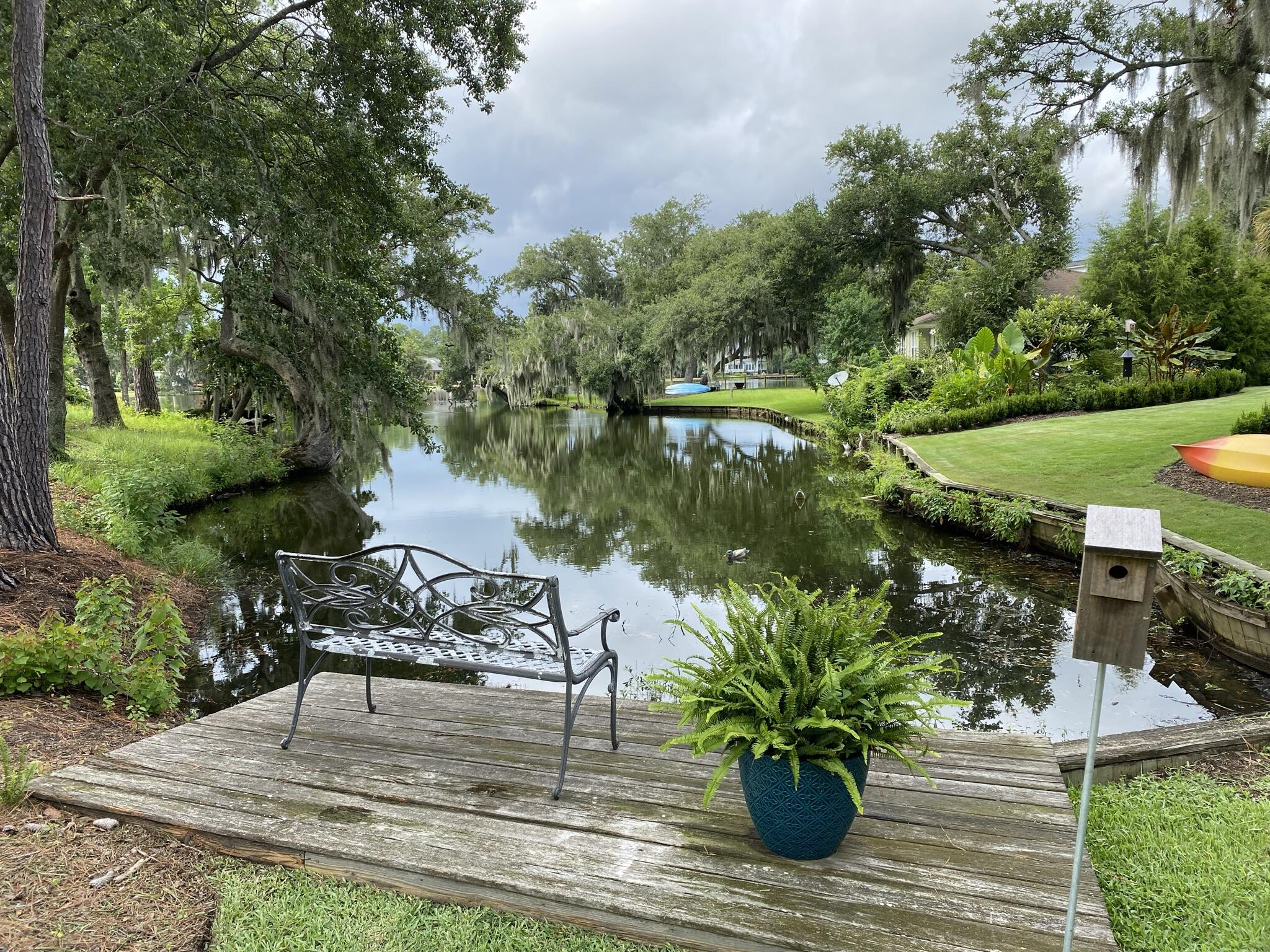 688 Linns Point Mount Pleasant, SC 29464 - Photo 3 of 24 IMG_1203