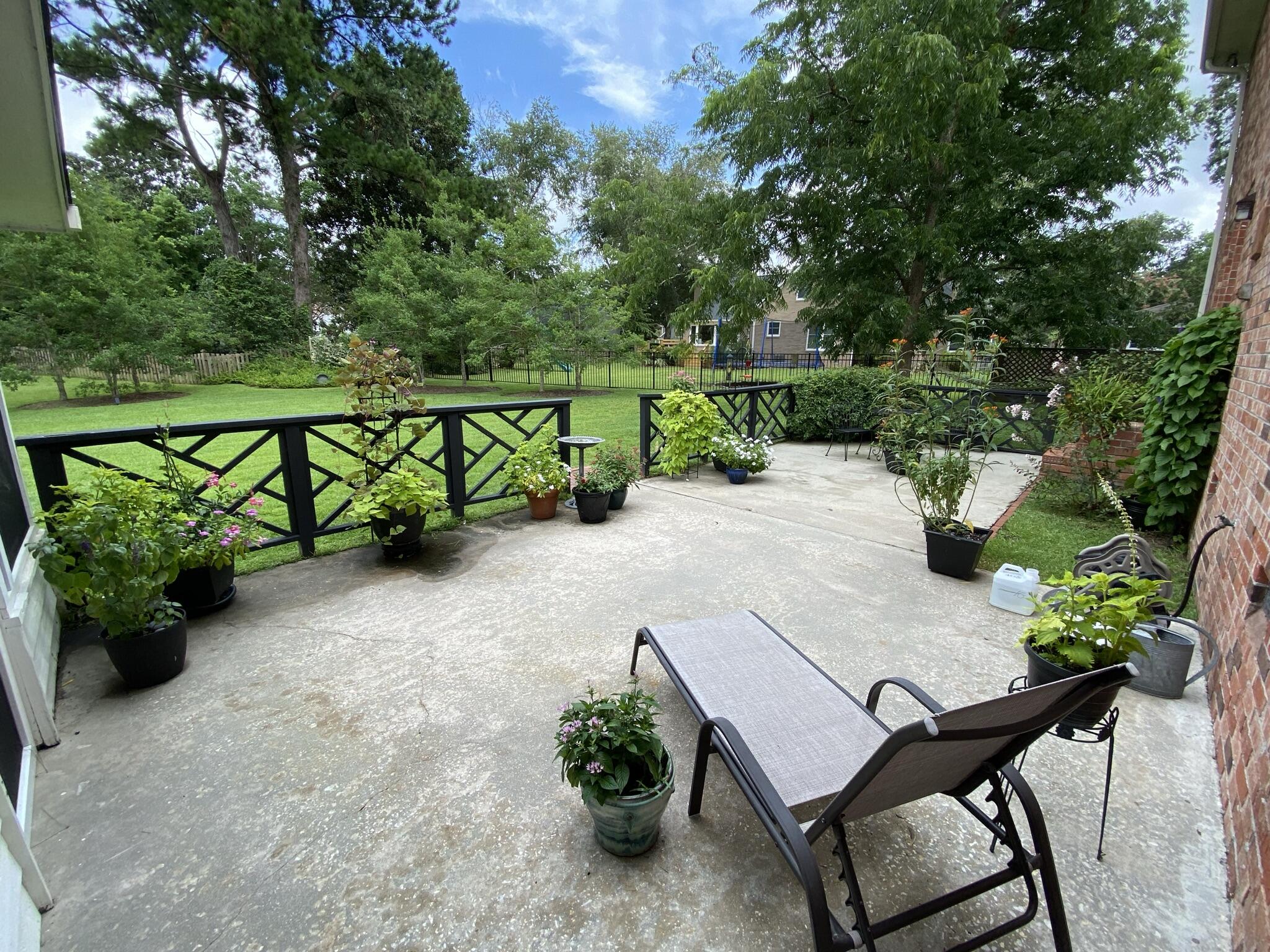 688 Linns Point Mount Pleasant, SC 29464 - Photo 23 of 24 IMG_1206