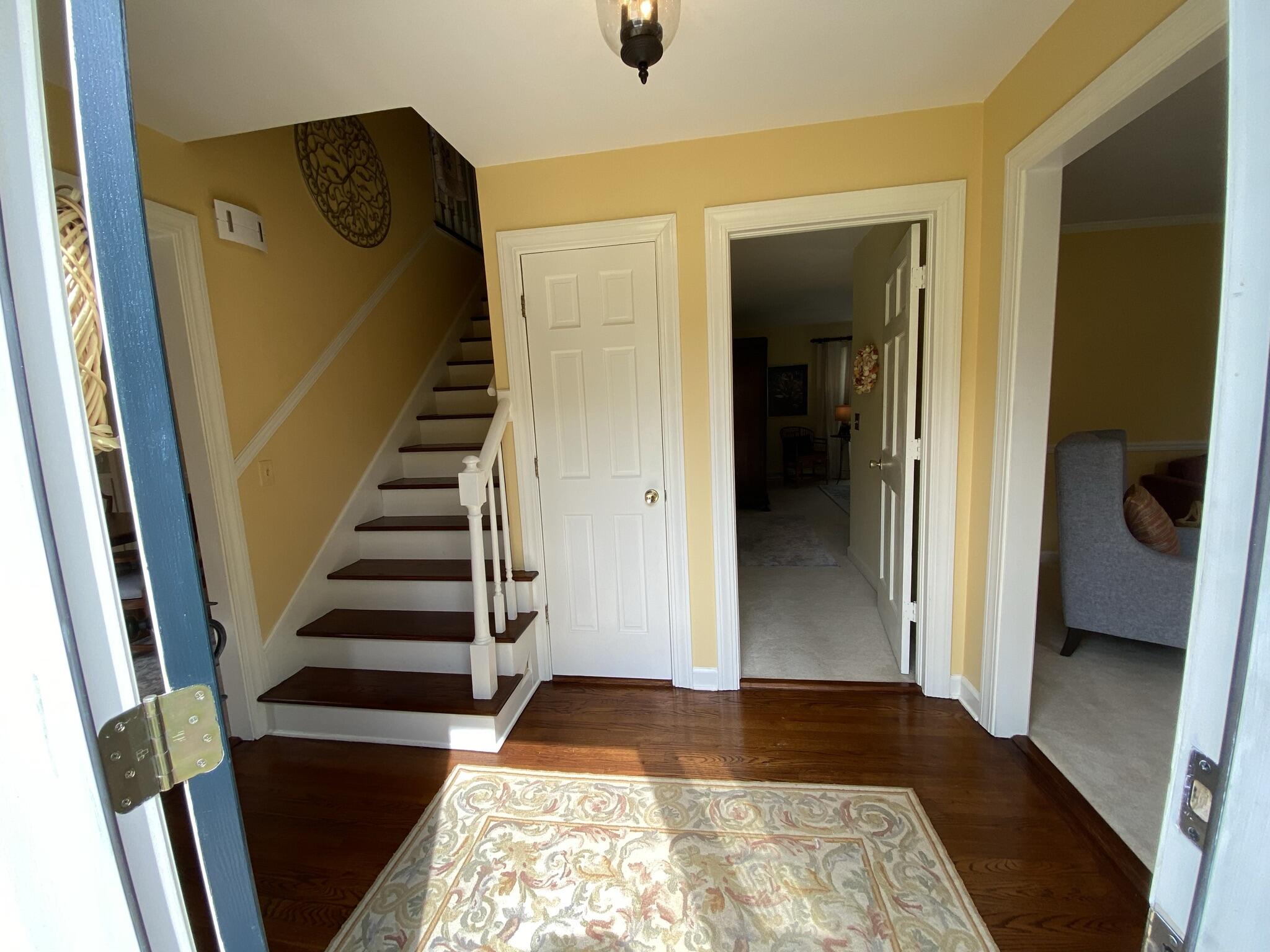 688 Linns Point Mount Pleasant, SC 29464 - Photo 4 of 24 IMG_1219