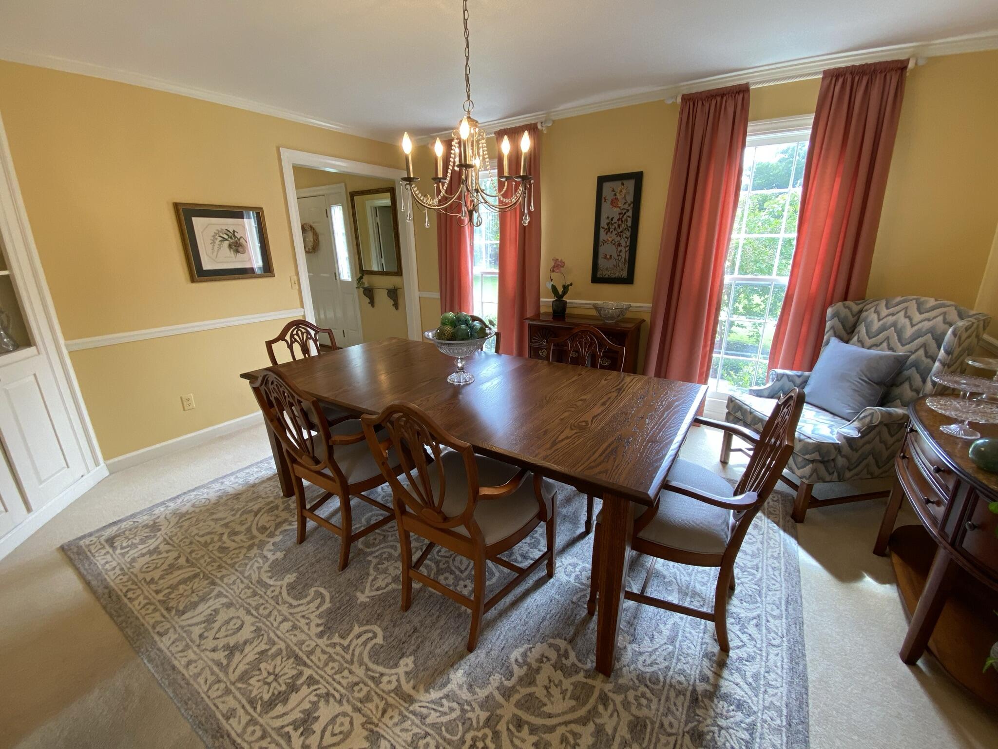 688 Linns Point Mount Pleasant, SC 29464 - Photo 8 of 24 IMG_1213