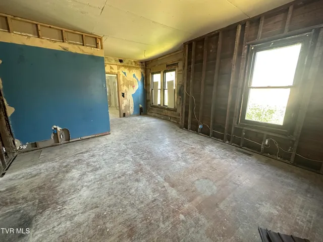 $40,000 | 308 Spruce Street, Appalachia, VA 24216