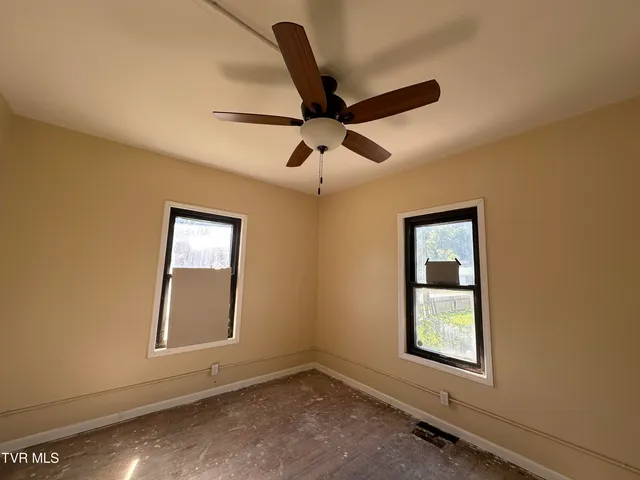 $40,000 | 308 Spruce Street, Appalachia, VA 24216