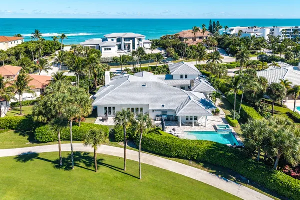 $6,495,000 | 1904 Southeast Sailfish Point Boulevard, Jensen Beach, FL 34957